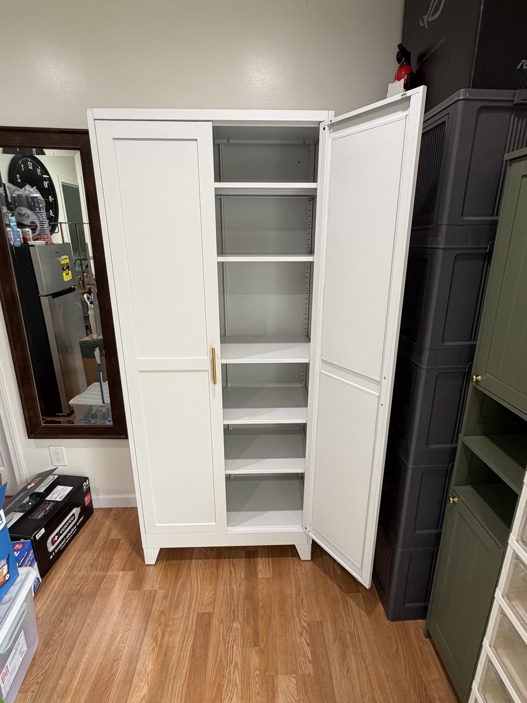 Tall cabinet